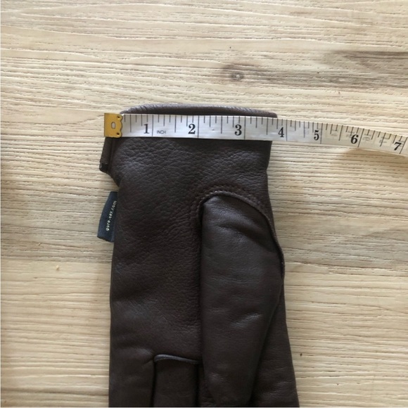 Cabela's Dark Brown Leather Gloves - Picture 7 of 8